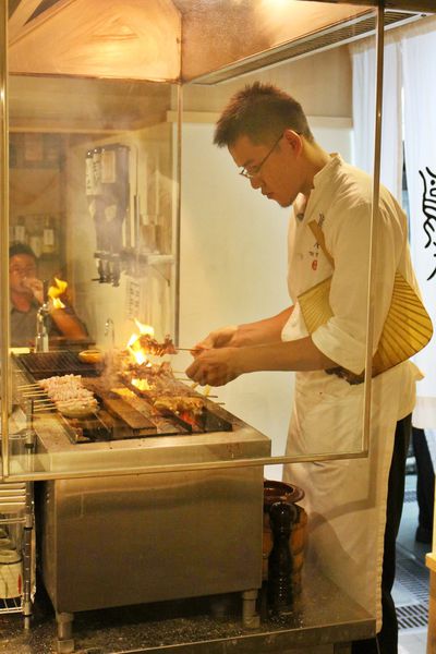 鳥哲燒物專門店，雞胸一夜干，山葵里肌肉，炸瑣骨，山葵里肌肉，深夜食堂，串揚，巷弄美食，捷運美食，隱藏美食