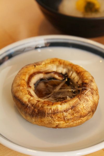 鳥哲燒物專門店，雞胸一夜干，山葵里肌肉，炸瑣骨，山葵里肌肉，深夜食堂，串揚，巷弄美食，捷運美食，隱藏美食