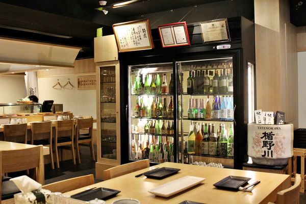 鳥哲燒物專門店，雞胸一夜干，山葵里肌肉，炸瑣骨，山葵里肌肉，深夜食堂，串揚，巷弄美食，捷運美食，隱藏美食