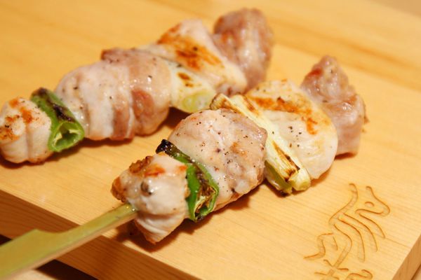 鳥哲燒物專門店，雞胸一夜干，山葵里肌肉，炸瑣骨，山葵里肌肉，深夜食堂，串揚，巷弄美食，捷運美食，隱藏美食