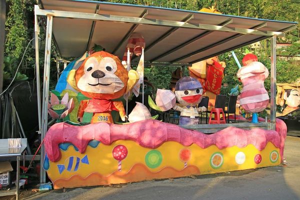 【台北旅遊】和興炭坑與象山101夜景-台北半日遊