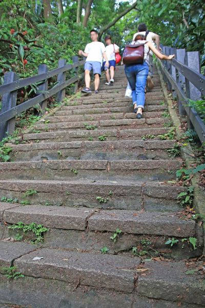 【台北旅遊】和興炭坑與象山101夜景-台北半日遊