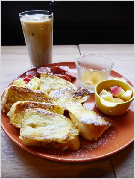 好事咖啡:How's Coffee?:【松山區】好事咖啡How's Coffee? 餐點讓人眼睛為之一亮的文青小店!