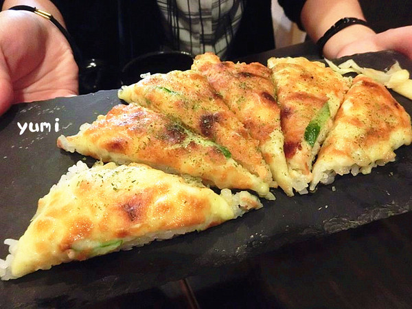 桀すし日本料理：【台中食記】公益路平價日本料理!高cp值~生牛肉片&披薩握壽司讓人回味無窮@桀すし日本料理