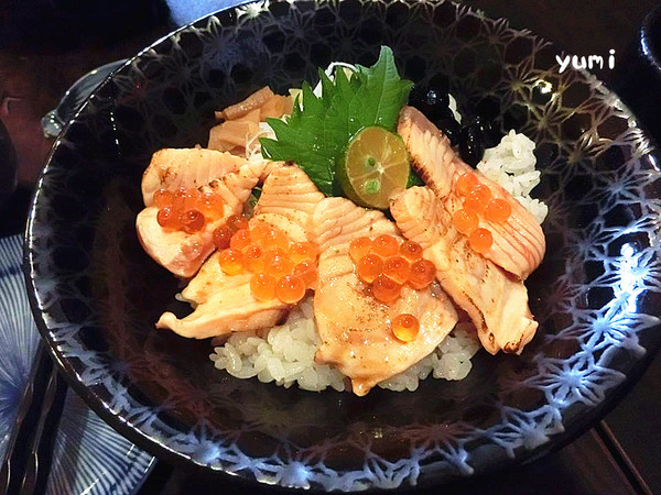 桀すし日本料理：【台中食記】公益路平價日本料理!高cp值~生牛肉片&披薩握壽司讓人回味無窮@桀すし日本料理