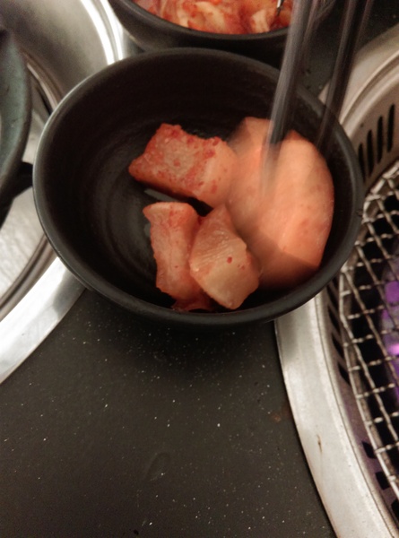 田季發爺(逢甲直營店):台中田季發爺燒肉(逢甲直營店)吃到飽 桌邊服務超貼心 一人超值439