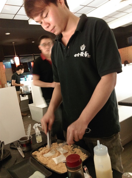 田季發爺(逢甲直營店):台中田季發爺燒肉(逢甲直營店)吃到飽 桌邊服務超貼心 一人超值439