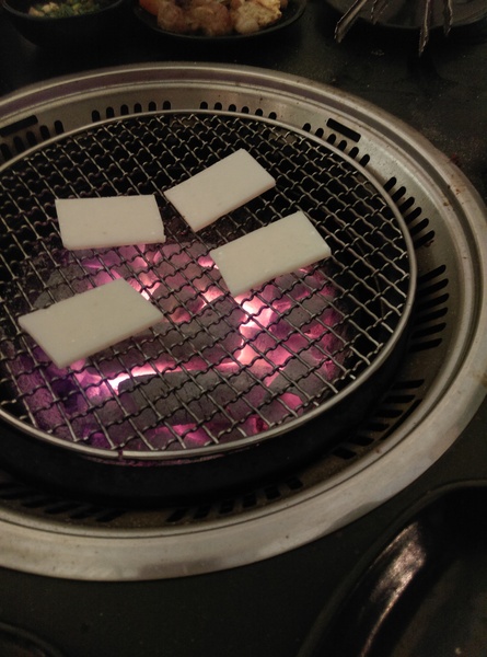 田季發爺(逢甲直營店):台中田季發爺燒肉(逢甲直營店)吃到飽 桌邊服務超貼心 一人超值439