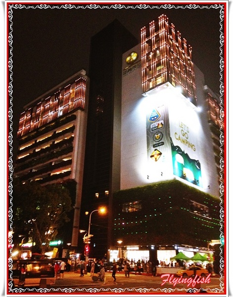 包心菜實驗廚房:✜ 白天及夜晚皆美,讓人耳目一新滴鄉村風健康餐飲空間 - 台中「包心菜實驗廚房」 ٩(๑❛ᴗ❛๑)۶