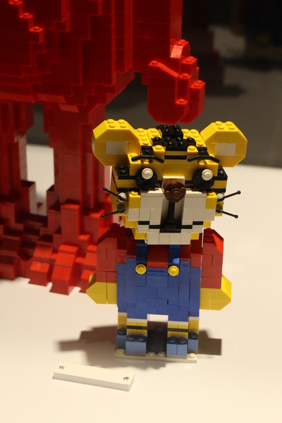 樂高積木展：台北‧免費全台最大樂高積木展/海綿寶寶、小小兵、鋼彈、星際迷航戰艦、阿帕契