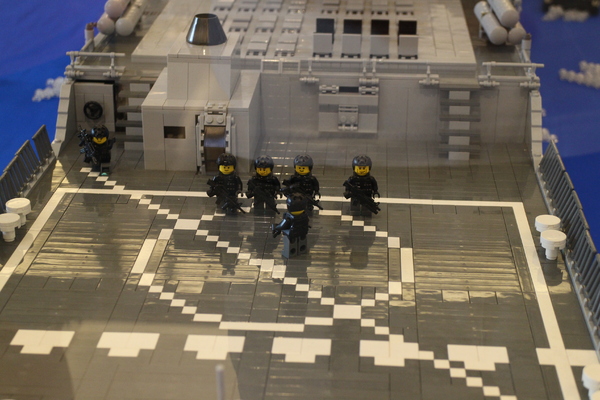 樂高積木展：台北‧免費全台最大樂高積木展/海綿寶寶、小小兵、鋼彈、星際迷航戰艦、阿帕契