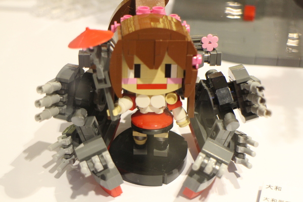 樂高積木展：台北‧免費全台最大樂高積木展/海綿寶寶、小小兵、鋼彈、星際迷航戰艦、阿帕契