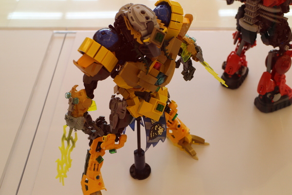 樂高積木展：台北‧免費全台最大樂高積木展/海綿寶寶、小小兵、鋼彈、星際迷航戰艦、阿帕契