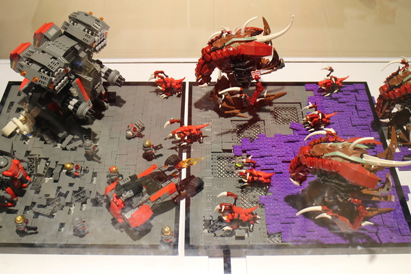 樂高積木展：台北‧免費全台最大樂高積木展/海綿寶寶、小小兵、鋼彈、星際迷航戰艦、阿帕契