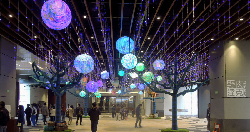 Citylink南港車站 幾米的大型裝置藝術 星空與海