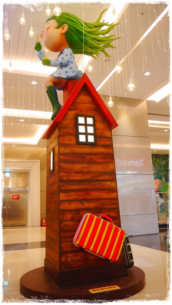 台北Citylink(南港店):【台北◍•ᴗ•◍南港】展覽・幾米 「吹泡泡裝置展」(內含展覽詳細擺放地點與介紹)CITYLINK南港百貨・捷運南港站✯幾米景點|幾米閃亮夢幻造景彩繪牆!真的假的啊?