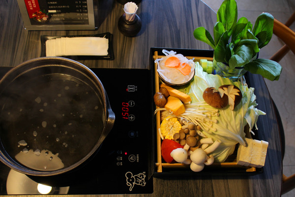 江戶龍鍋物料理：[高雄]頂級鍋物享受。美味 江戶龍鍋物料理