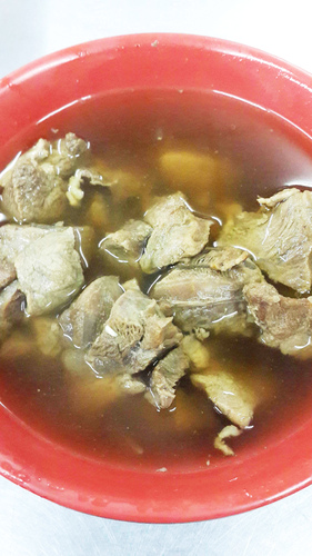 蔡沙茶羊肉：【羽諾食記】大龍夜市~蔡家沙茶羊肉