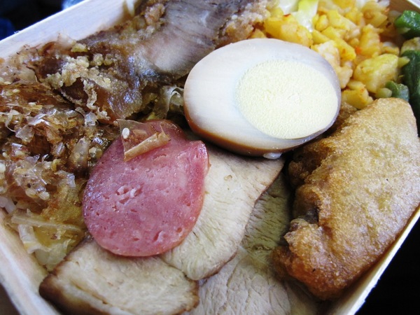 全美行池上便當:花東鐵路月台便當- 全美行