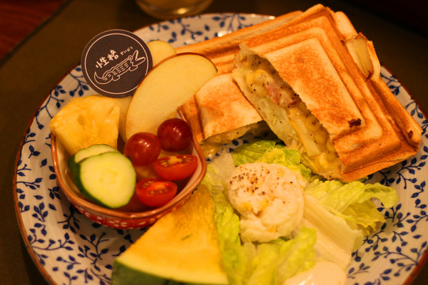 性格せいかく 早午餐：[台南]巷弄內的人氣早午餐 性格せいかく 早午餐