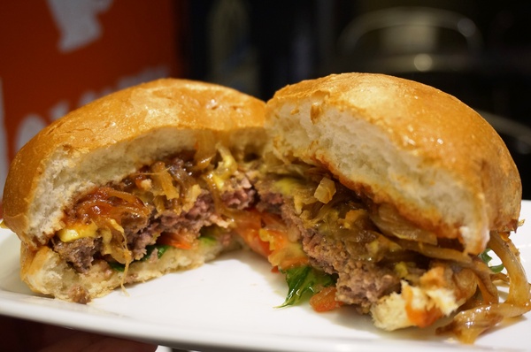 11oz COFFEE：[信義安和] 平價輕食咖啡 -11oz COFFEE  美味不貴!