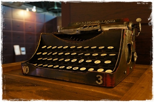 小王子特展(台北)：【台北◍•ᴗ•◍❤華山1914文創園區】展覽・小王子特展 ｜小王子與獨一無二的玫瑰，一趟意義深遠的星際之旅