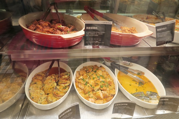 無印良品 Cafe & Meal MUJI (阪急店)：台北捷運市府站Café&Meal MUJI~無印良品也跨足餐飲界啦