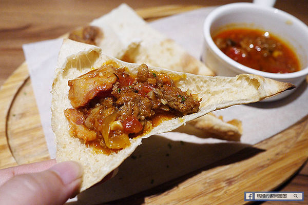 ita 義塔‧創義料理(台北重慶南店)：◆台北中正。捷運台北車站【Ita 義塔創義料理】美味義起來！義大利料理分享餐。排餐。義大利麵。燉飯。披薩