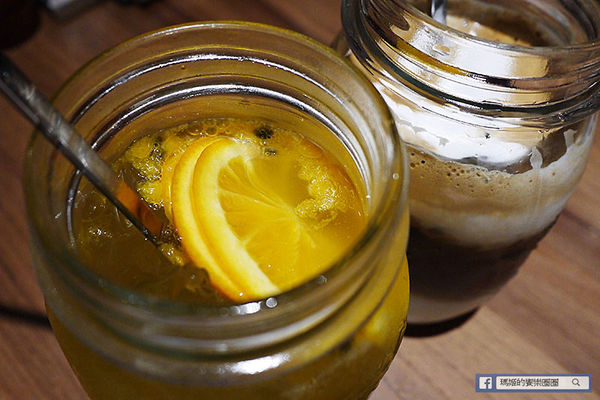 ita 義塔‧創義料理(台北重慶南店)：◆台北中正。捷運台北車站【Ita 義塔創義料理】美味義起來！義大利料理分享餐。排餐。義大利麵。燉飯。披薩