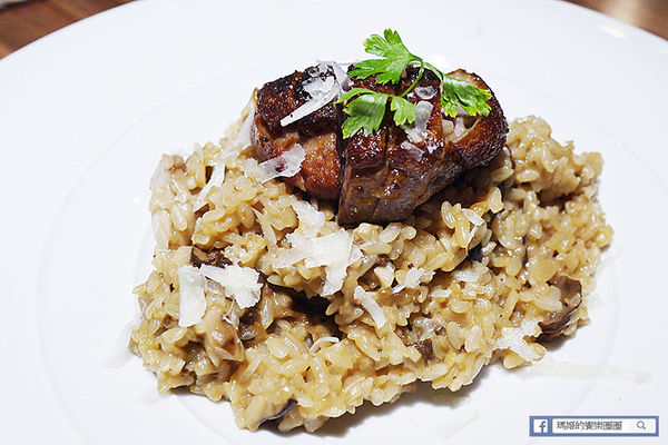 ita 義塔‧創義料理(台北重慶南店)：◆台北中正。捷運台北車站【Ita 義塔創義料理】美味義起來！義大利料理分享餐。排餐。義大利麵。燉飯。披薩