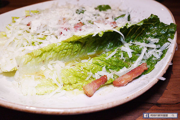 ita 義塔‧創義料理(台北重慶南店)：◆台北中正。捷運台北車站【Ita 義塔創義料理】美味義起來！義大利料理分享餐。排餐。義大利麵。燉飯。披薩