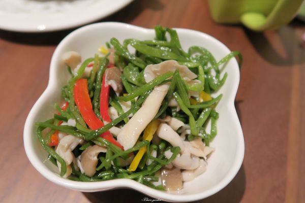 天香樓mini(微風廣場松高店)：台北 捷運市府站 天香樓mini~亞都麗緻經典自助式杭菜