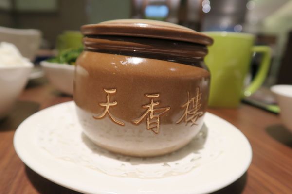 天香樓mini(微風廣場松高店)：台北 捷運市府站 天香樓mini~亞都麗緻經典自助式杭菜