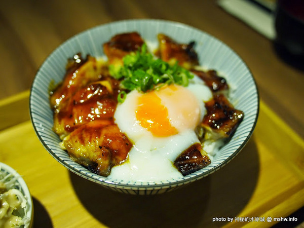 滿燒肉丼食堂(青海店):【食記】台中Yakiniku Don Syokudou 滿燒肉丼食堂 (青海店)@西屯 : 味道不差,口味較清淡,滿一點會更好!