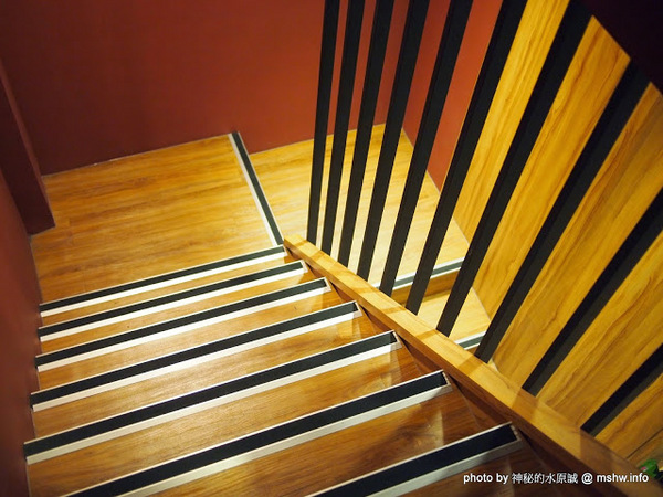 滿燒肉丼食堂(青海店):【食記】台中Yakiniku Don Syokudou 滿燒肉丼食堂 (青海店)@西屯 : 味道不差,口味較清淡,滿一點會更好!