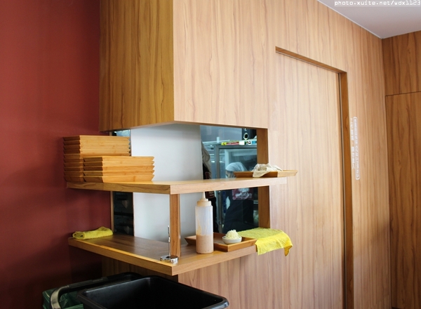 滿燒肉丼食堂(青海店)：滿燒肉丼食堂 (青海店)✪滿滿的肉好幸福~103.12.16