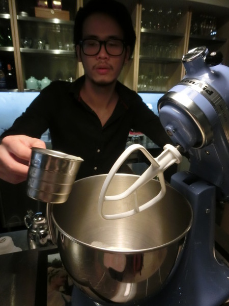 Fabrica 椅子：《口碑券》Fabrica 椅子│創意十足咖啡廳 創出獨特口味的分子雪糕@信義安和站