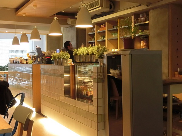 Fabrica 椅子：《口碑券》Fabrica 椅子│創意十足咖啡廳 創出獨特口味的分子雪糕@信義安和站