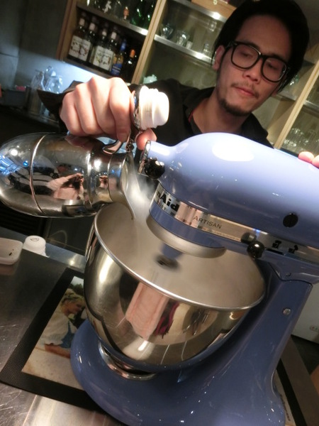 Fabrica 椅子：《口碑券》Fabrica 椅子│創意十足咖啡廳 創出獨特口味的分子雪糕@信義安和站