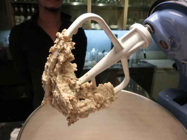 Fabrica 椅子：《口碑券》Fabrica 椅子│創意十足咖啡廳 創出獨特口味的分子雪糕@信義安和站