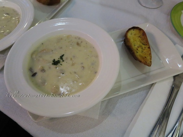 MERCI：小小的餐酒館，有感的氛圍~            ..MERCI