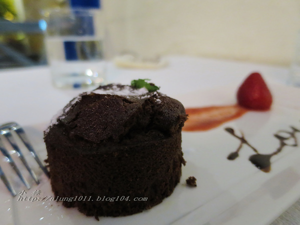 MERCI：小小的餐酒館，有感的氛圍~            ..MERCI