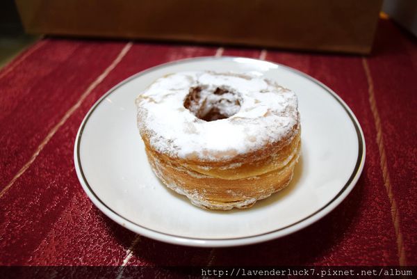 CRONUTT：♥CRONUTT千層口感東區必買甜甜圈!