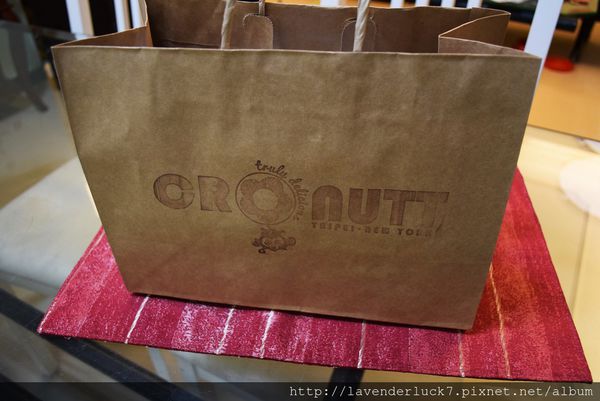 CRONUTT：♥CRONUTT千層口感東區必買甜甜圈!