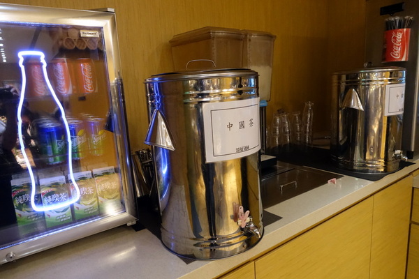 添好運台灣 Timhowan Taiwan(信義店A8 B2):(胖樺食記)平價米其林一星餐廳「添好運台灣 Timhowan Taiwan」。信義新光三越A8館B2/酥皮焗叉燒包/港式飲茶