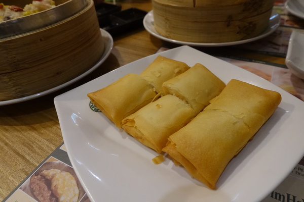 添好運台灣 Timhowan Taiwan(信義店A8 B2):(胖樺食記)平價米其林一星餐廳「添好運台灣 Timhowan Taiwan」。信義新光三越A8館B2/酥皮焗叉燒包/港式飲茶