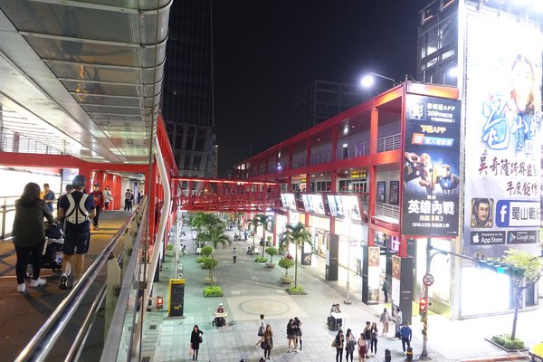 添好運台灣 Timhowan Taiwan(信義店A8 B2):(胖樺食記)平價米其林一星餐廳「添好運台灣 Timhowan Taiwan」。信義新光三越A8館B2/酥皮焗叉燒包/港式飲茶