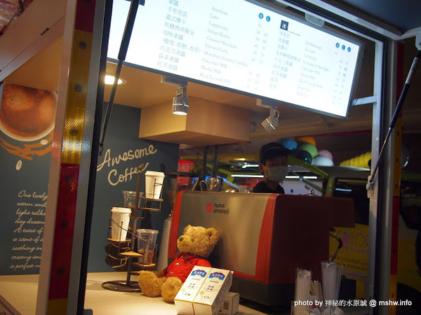 環中觀光夜市:【景點】台中環中觀光夜市@西屯 : 7000坪大容量的新夜市?!停車方便,攤位沒有經貿多,感覺比較接近龍富…