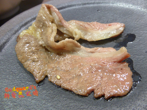 燒肉屋(中壢店)：(體驗)[桃園|中壢火車站](文末菜單)冬天大口吃燒肉、服務品質也不錯~燒肉屋