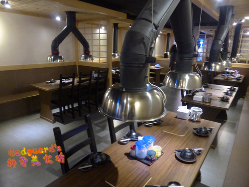 燒肉屋(中壢店)：(體驗)[桃園|中壢火車站](文末菜單)冬天大口吃燒肉、服務品質也不錯~燒肉屋